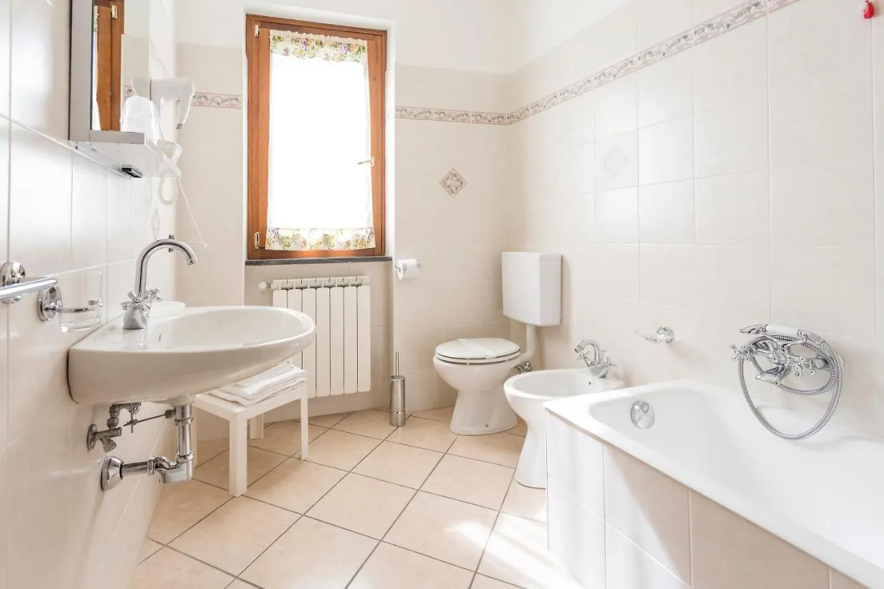 Farm stay Agriturismo Daniela Bracelli Italy